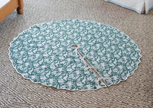 The Wren Tree Skirt