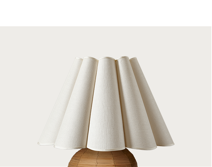 Casa Bombon Crème Mayfair lampsahde with wicker base